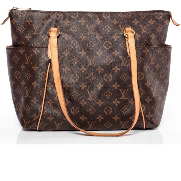 Louis Vuitton Handbags - Louis Vuitton Totally MM Mongram